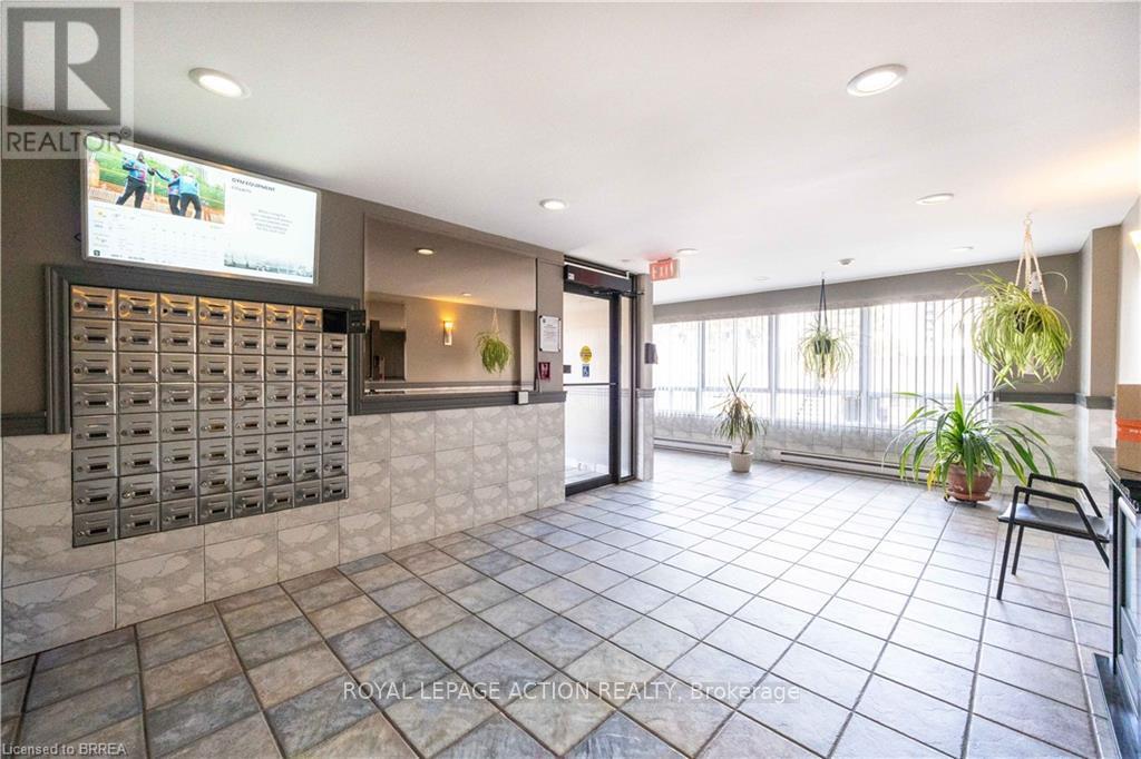 501 - 65 Highland Crescent, Kitchener, ON - Indoor Photo Showing Other Room