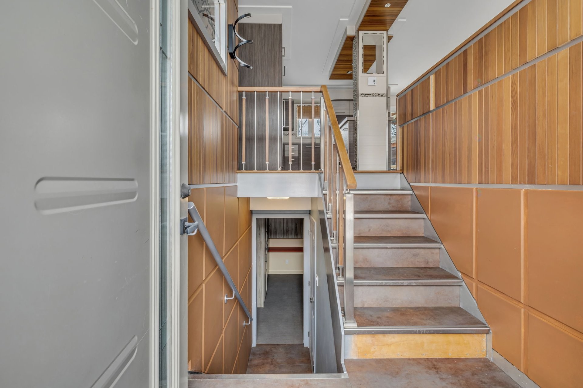 Hall d'entrée/Vestibule - 2738 Rue Du Vieux-Moulin, Lévis (Les Chutes-De-La-Chaudière-Est), QC - Indoor Photo Showing Other Room