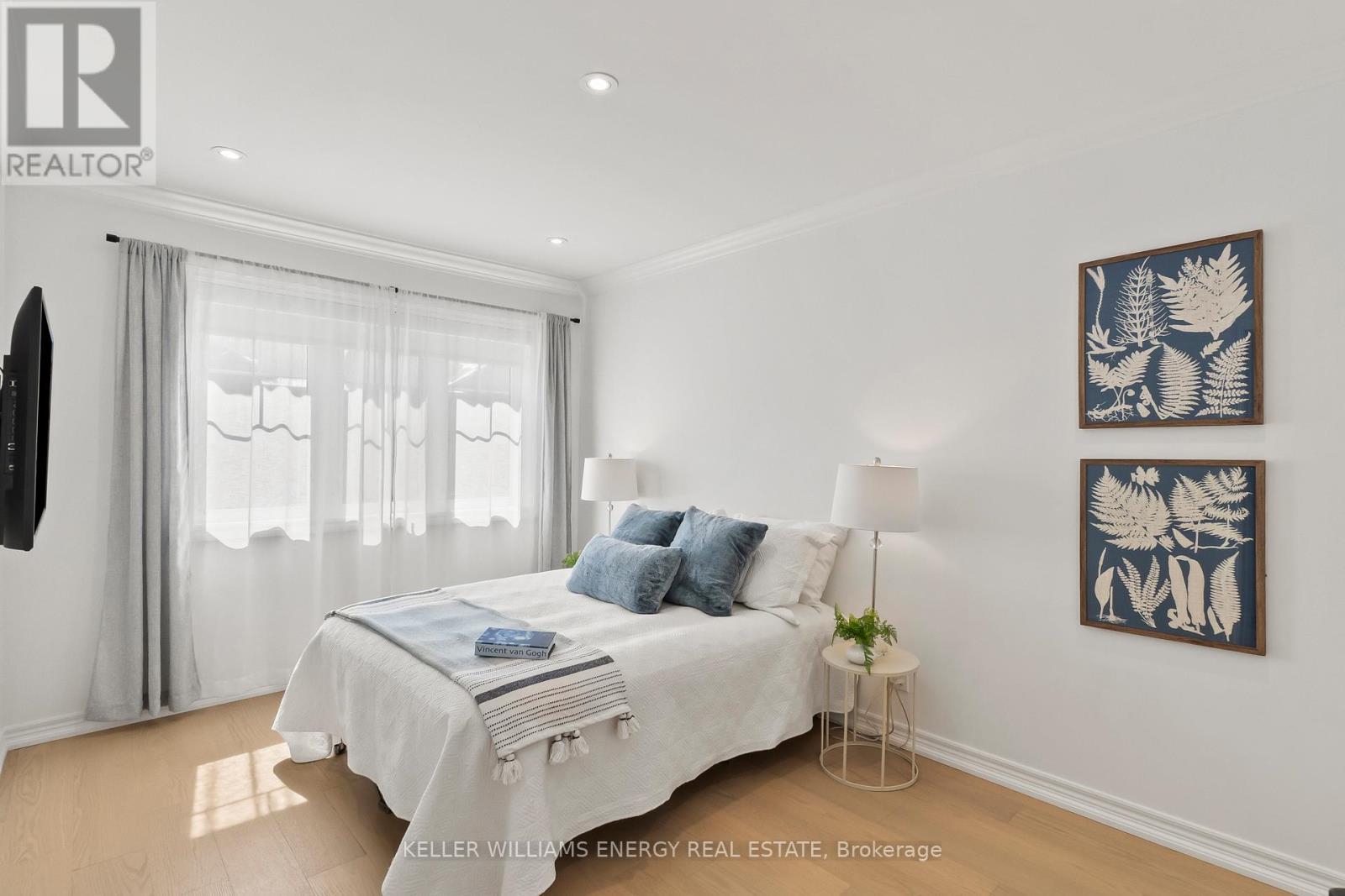 33 Tabaret Crescent, Oshawa (Windfields), ON - Indoor Photo Showing Bedroom