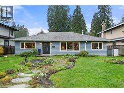 1085 EDGEWOOD ROAD North Vancouver, BC V7R 1Y8
