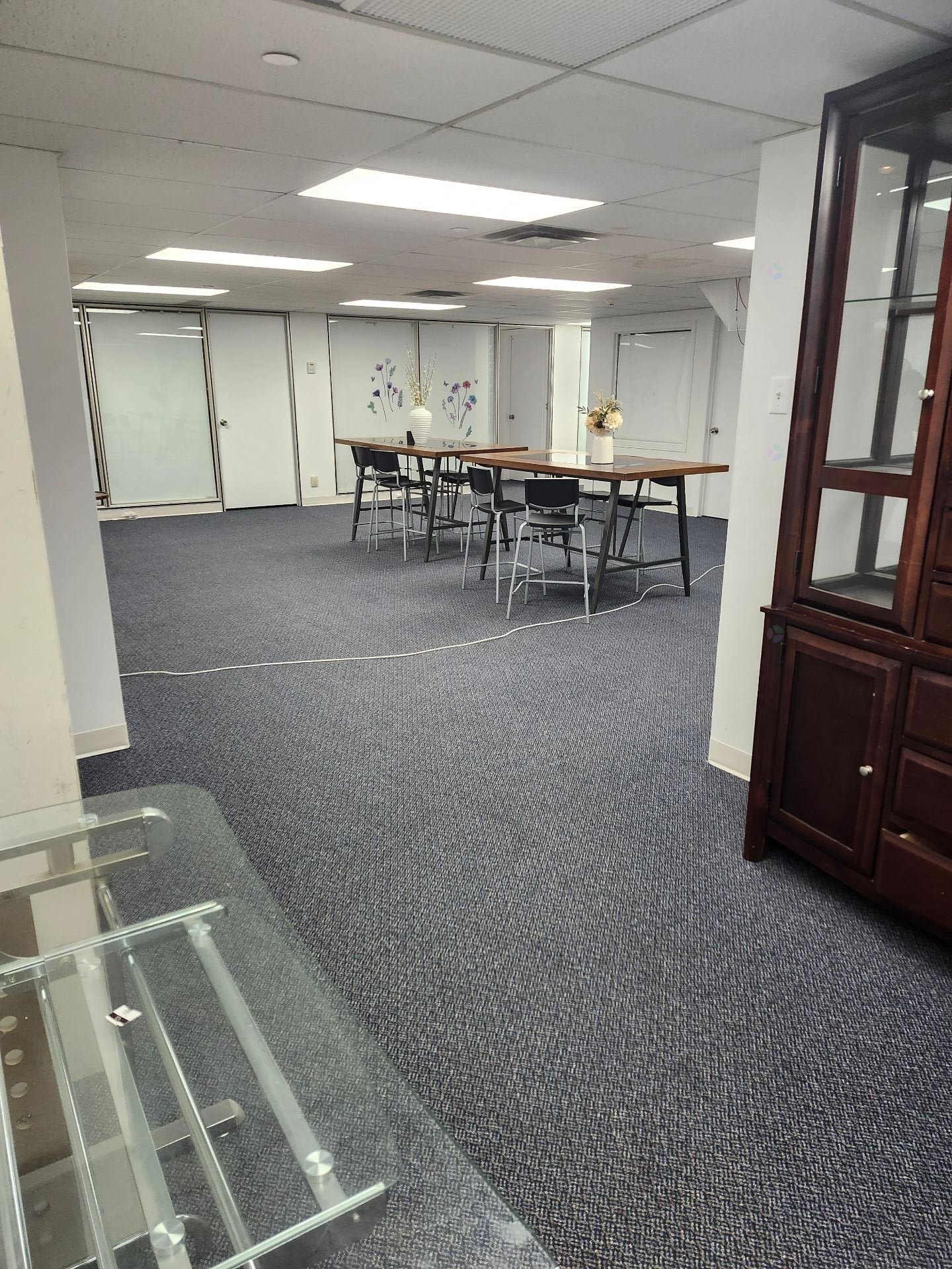 Interior - 200-2225 Boul. Hymus, Dorval, QC - Indoor Photo Showing Other Room