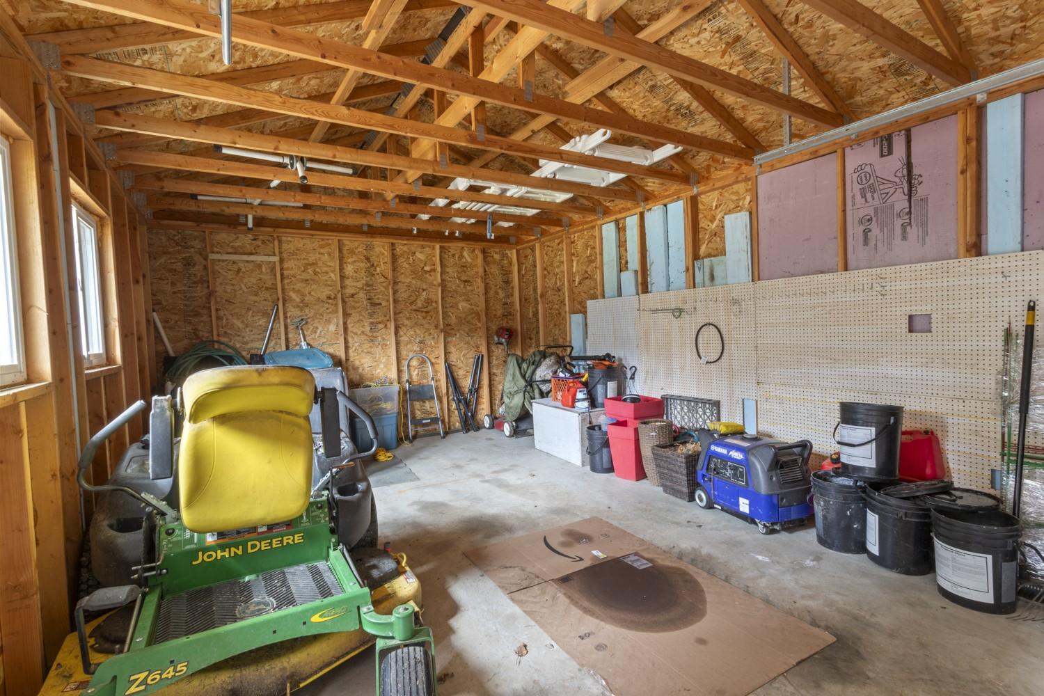 1087 Bear Brook Road, Arrow Creek, BC - Indoor Photo Showing Garage