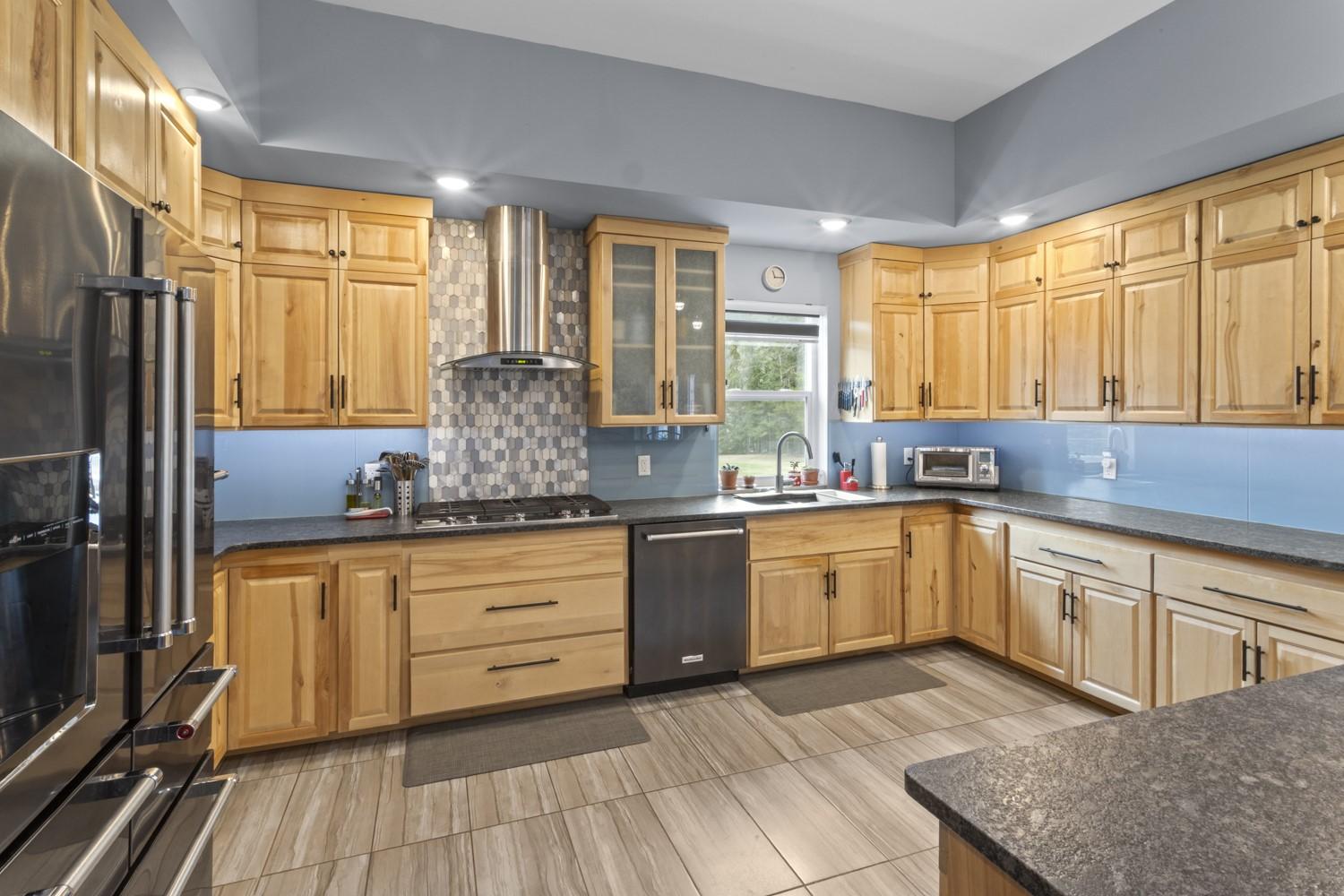 1087 Bear Brook Road, Arrow Creek, BC - Indoor Photo Showing Kitchen