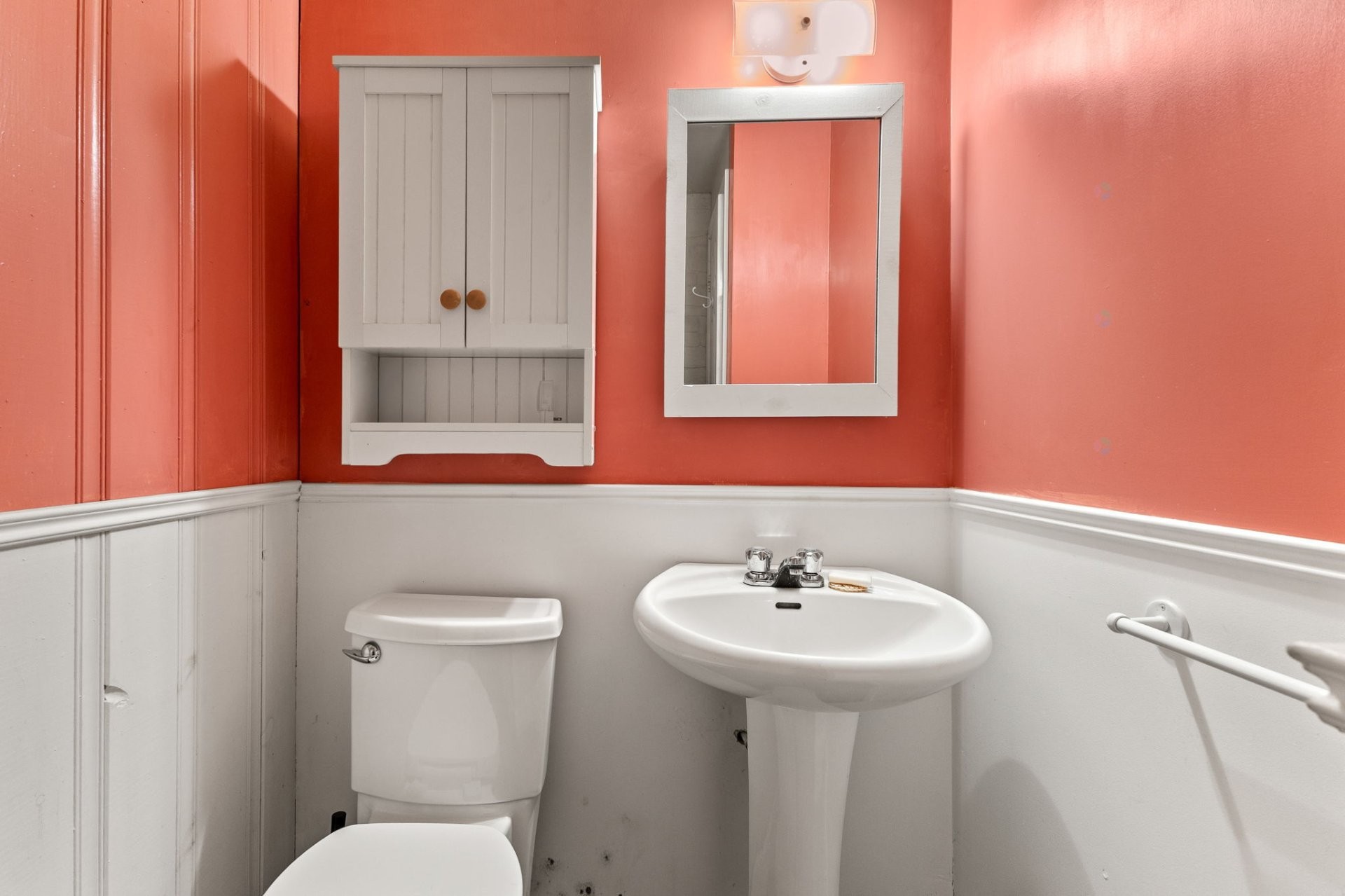 Powder room - 6 Ch. De La Mer-Bleue, Messines, QC - Indoor Photo Showing Bathroom