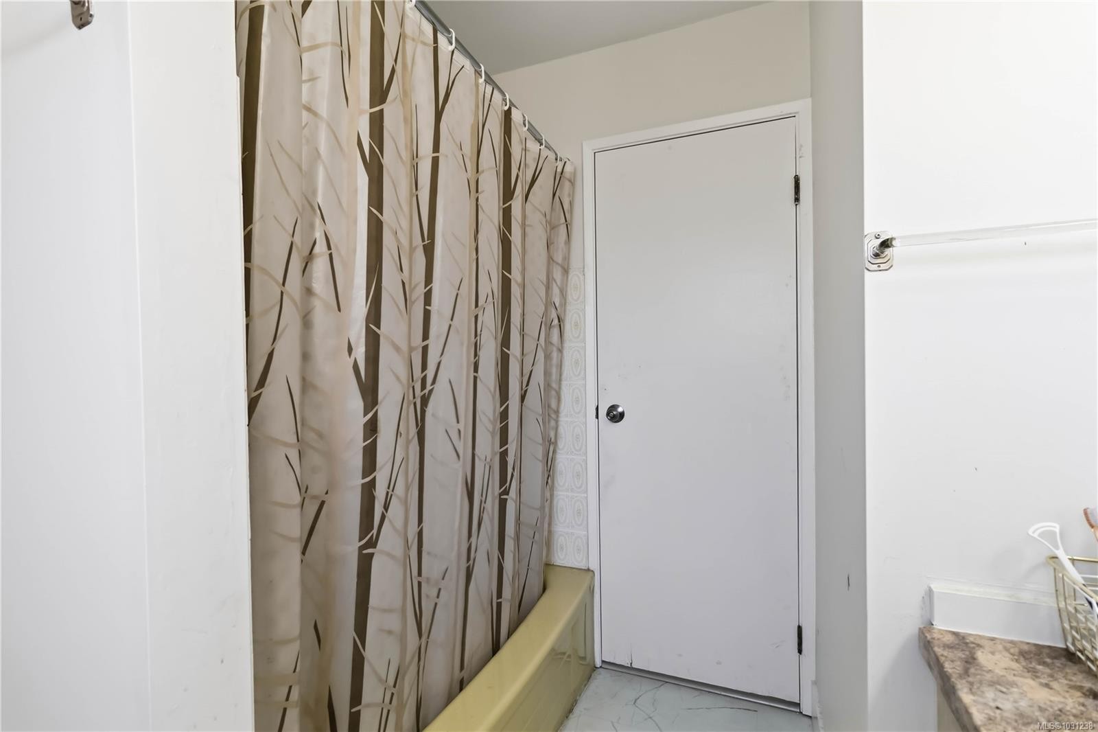 2940 Cedar Hill Rd, Victoria, BC