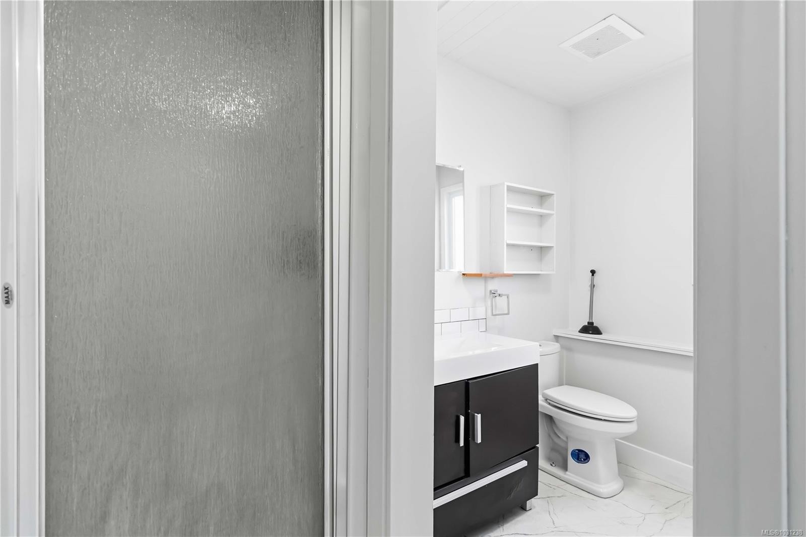 2940 Cedar Hill Rd, Victoria, BC