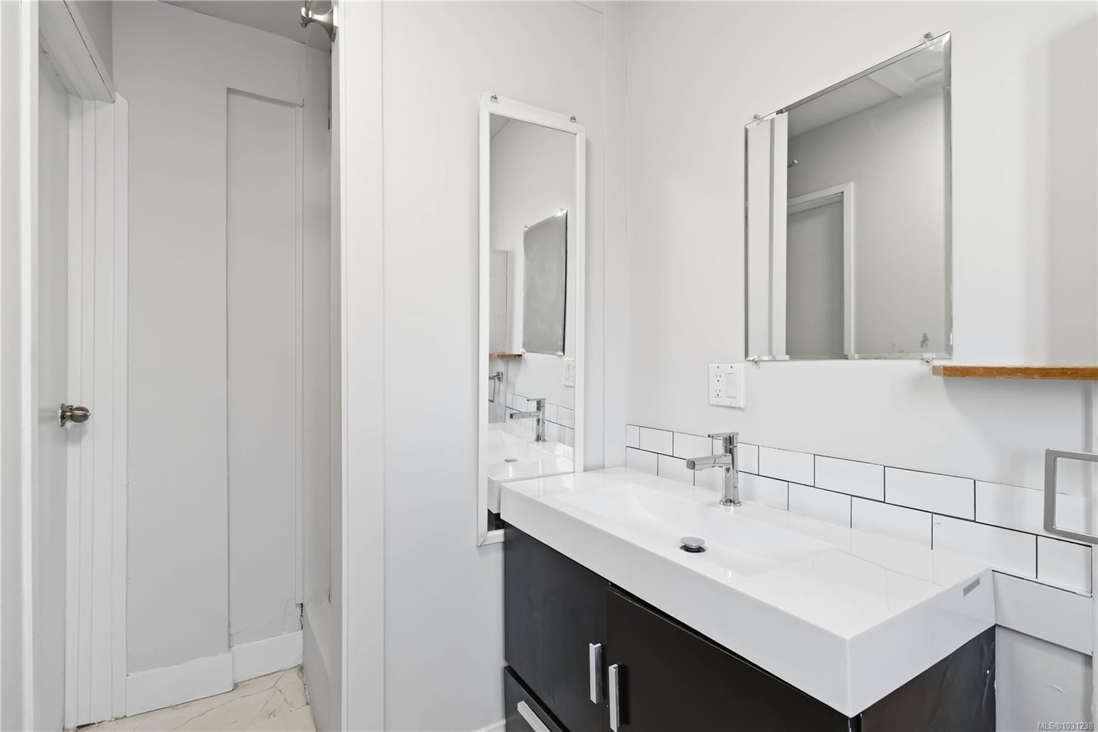 2940 Cedar Hill Rd, Victoria, BC