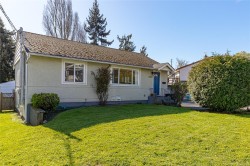 2951 Cedar Hill Rd Victoria, BC V8T 3H8