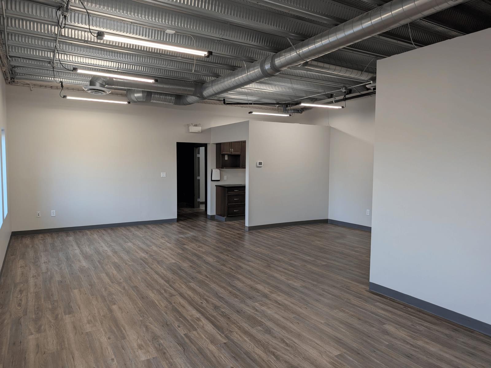 100 100, 330 Circle Drive, St. Albert, AB