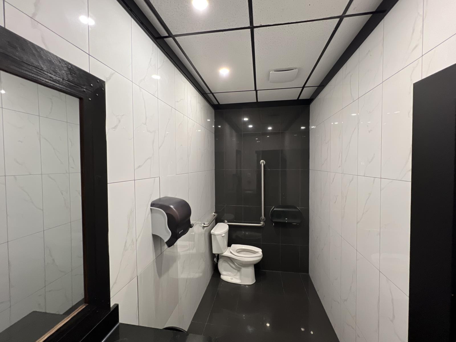 326 Saddleback Rd Nw, Edmonton, AB