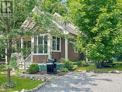 182 - 3 FARM VIEW LANE Prince Edward County, ON K0K 1P0
