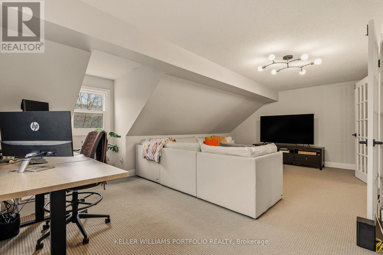 50 Edgewater Drive, Hamilton, ON - Indoor Photo Showing Office