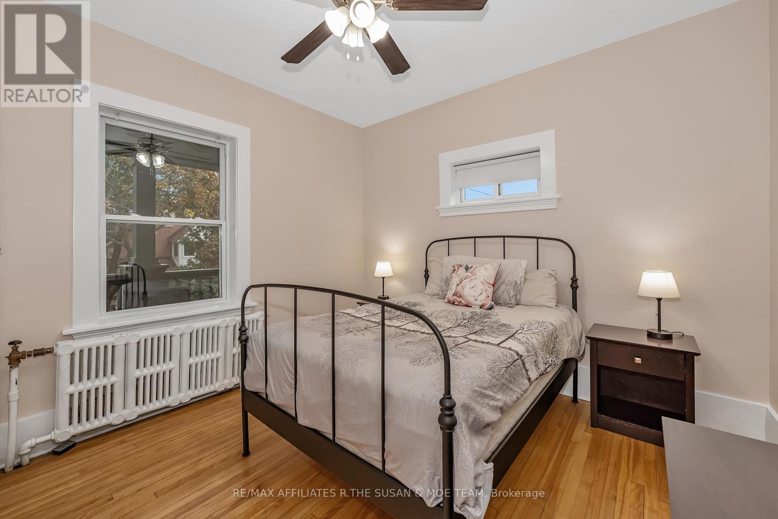196 Augusta - 194 Augusta Street, Ottawa, ON - Indoor Photo Showing Bedroom