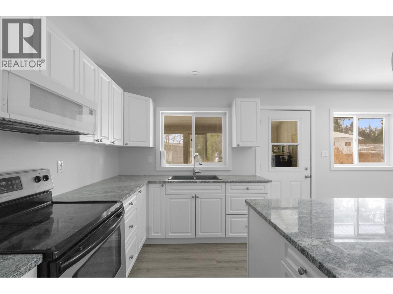 15 Gannet Crescent, Kitimat, BC - Indoor Photo Showing Kitchen With Double Sink