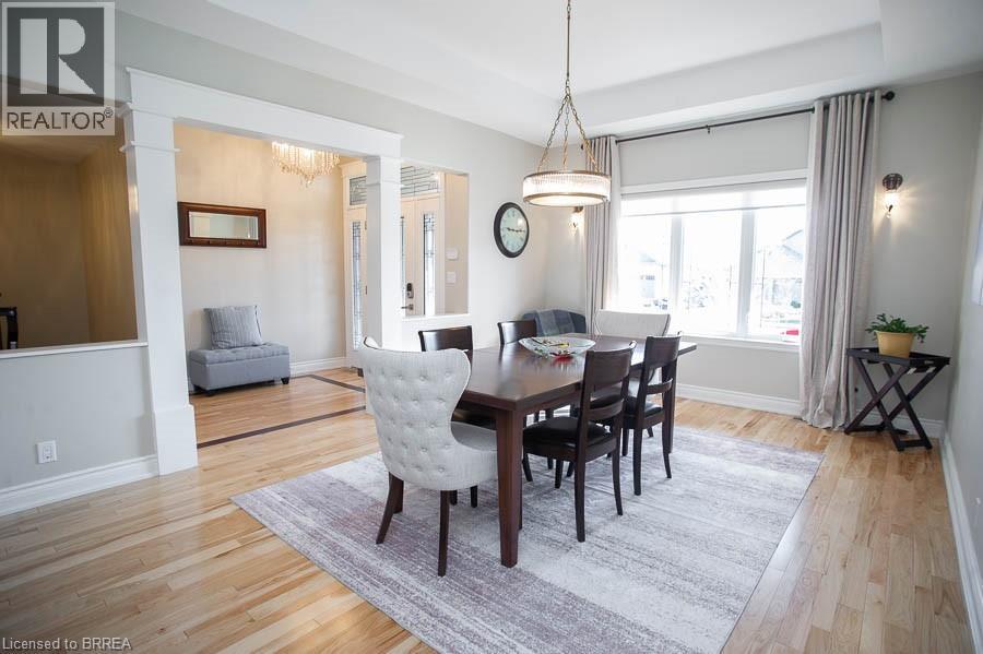 87 Allandale Crescent, Simcoe, ON - Indoor Photo Showing Dining Room