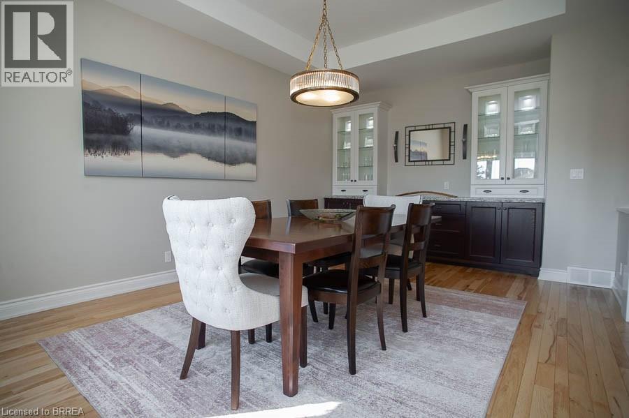 87 Allandale Crescent, Simcoe, ON - Indoor Photo Showing Dining Room