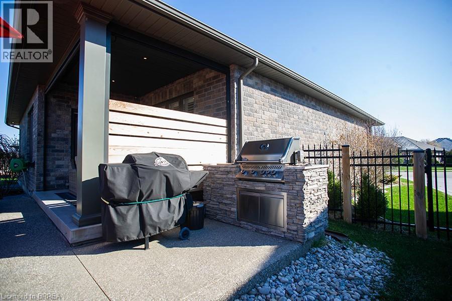87 Allandale Crescent, Simcoe, ON - Outdoor With Exterior
