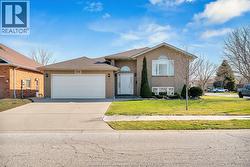 178 ELLISON AVENUE Leamington, ON N8H 5J2