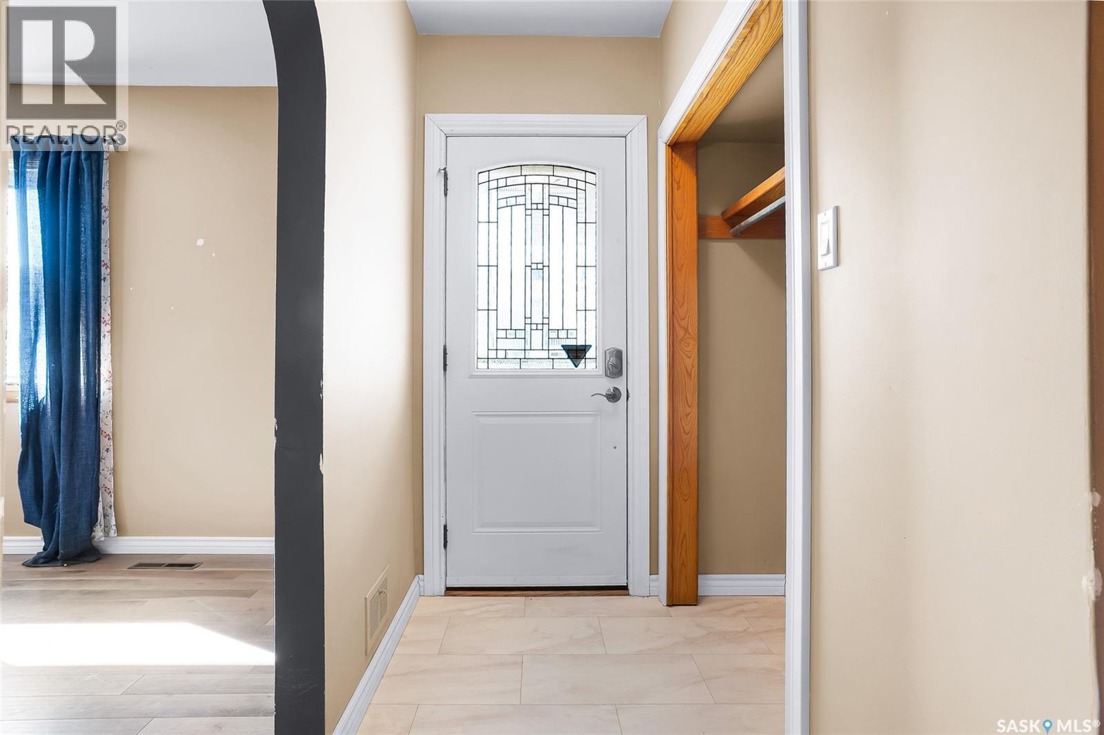 1313 9Th Street E, Saskatoon, SK - Indoor Photo Showing Other Room