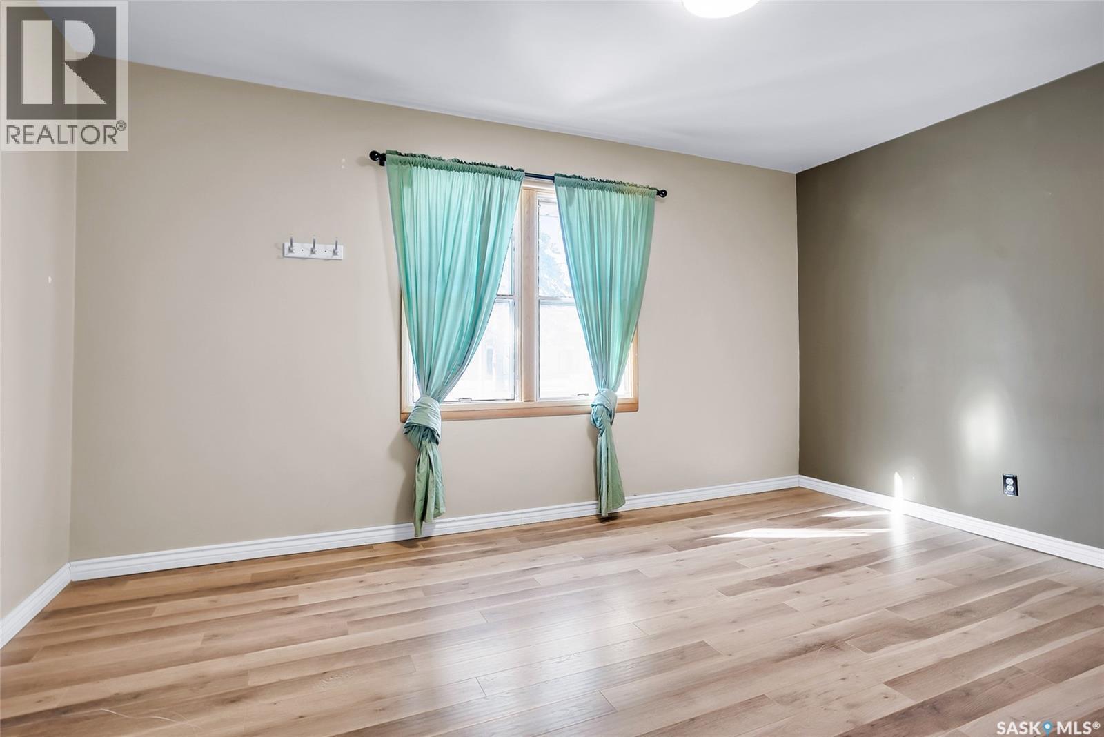 1313 9Th Street E, Saskatoon, SK - Indoor Photo Showing Other Room