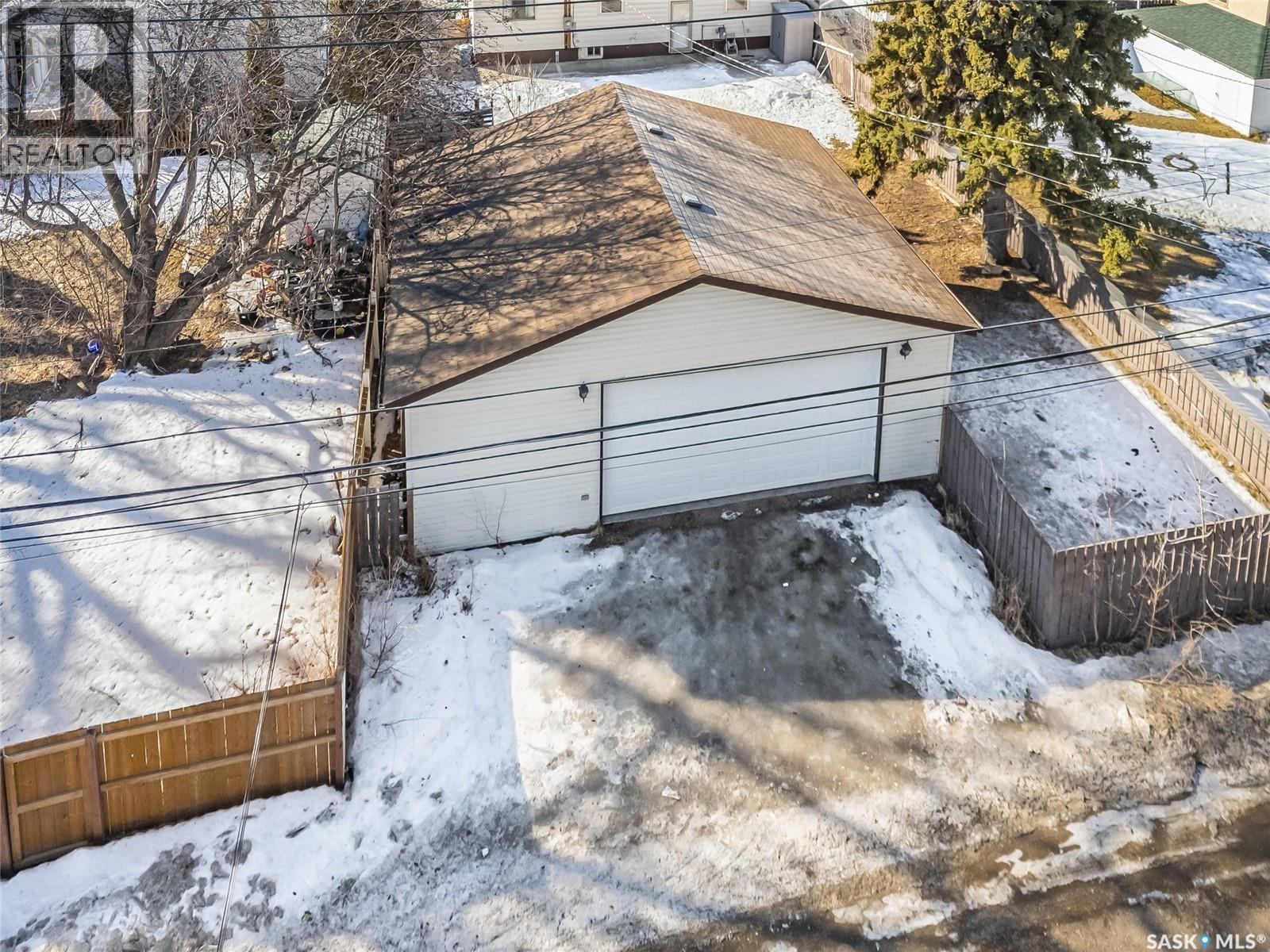 1313 9Th Street E, Saskatoon, SK - Outdoor