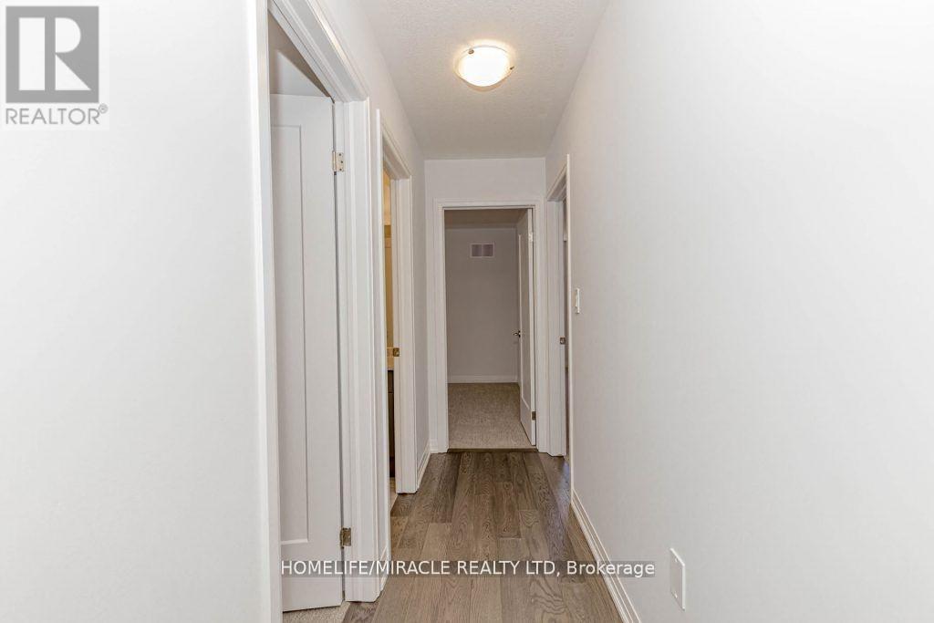223 Rockledge Drive, Hamilton, ON - Indoor Photo Showing Other Room