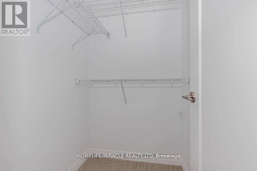 223 Rockledge Drive, Hamilton, ON - Indoor With Storage