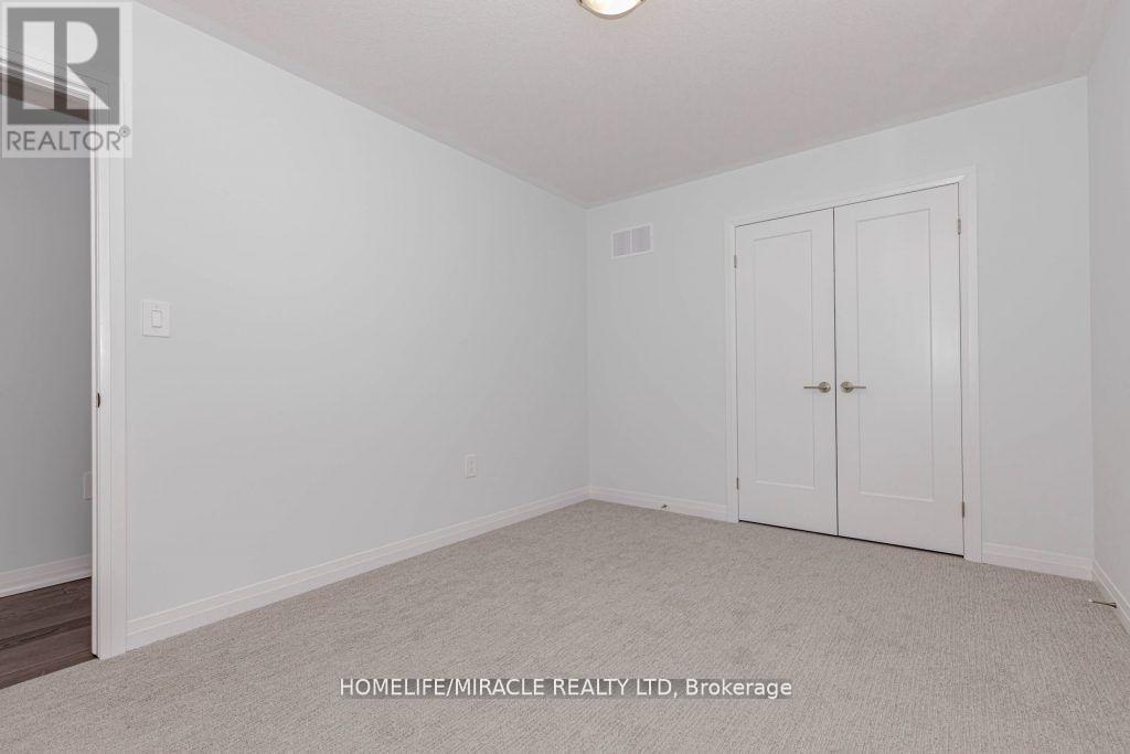 223 Rockledge Drive, Hamilton, ON - Indoor Photo Showing Other Room