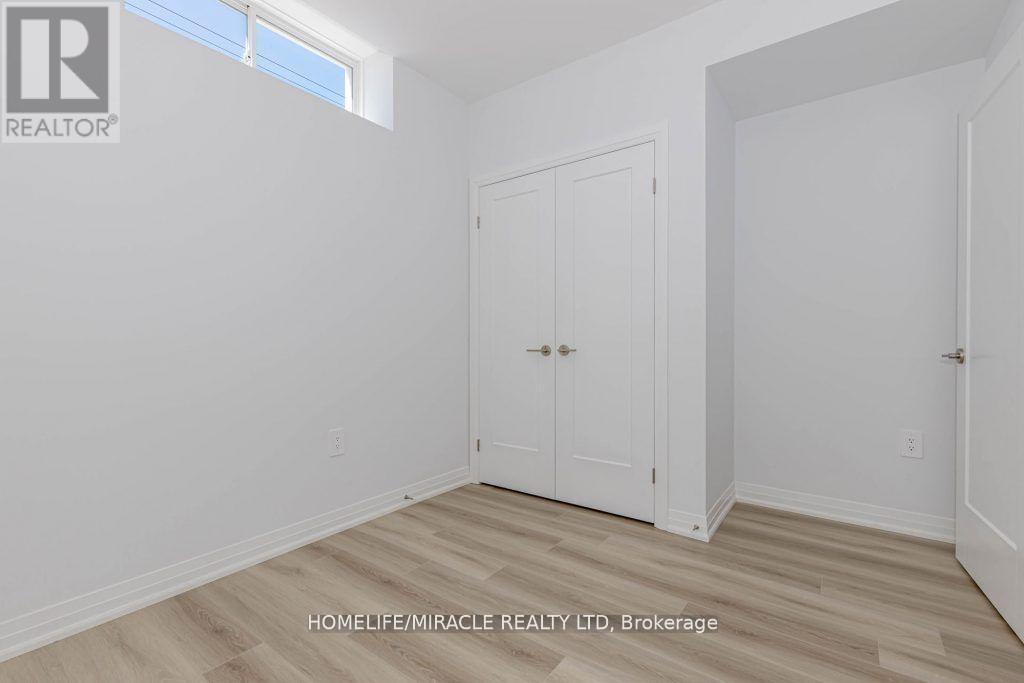 223 Rockledge Drive, Hamilton, ON - Indoor Photo Showing Other Room