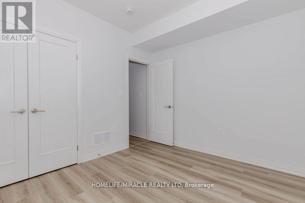 223 Rockledge Drive, Hamilton, ON - Indoor Photo Showing Other Room