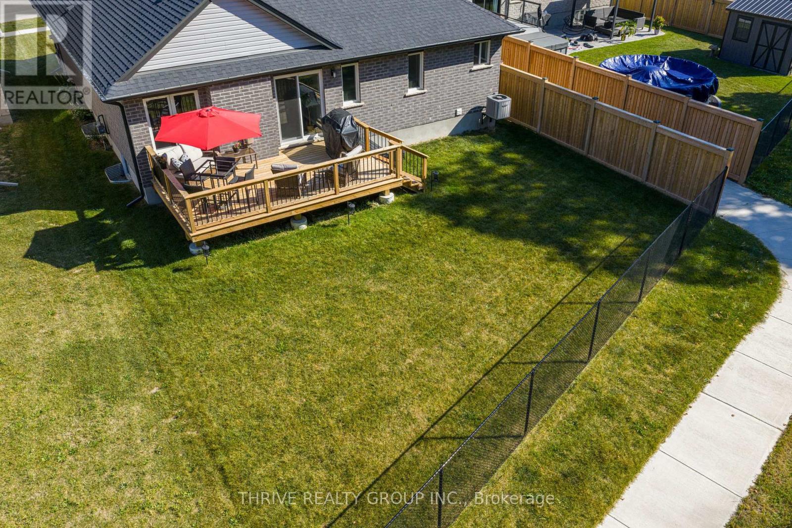17 Dunning Way, St. Thomas, ON - Outdoor With Deck Patio Veranda