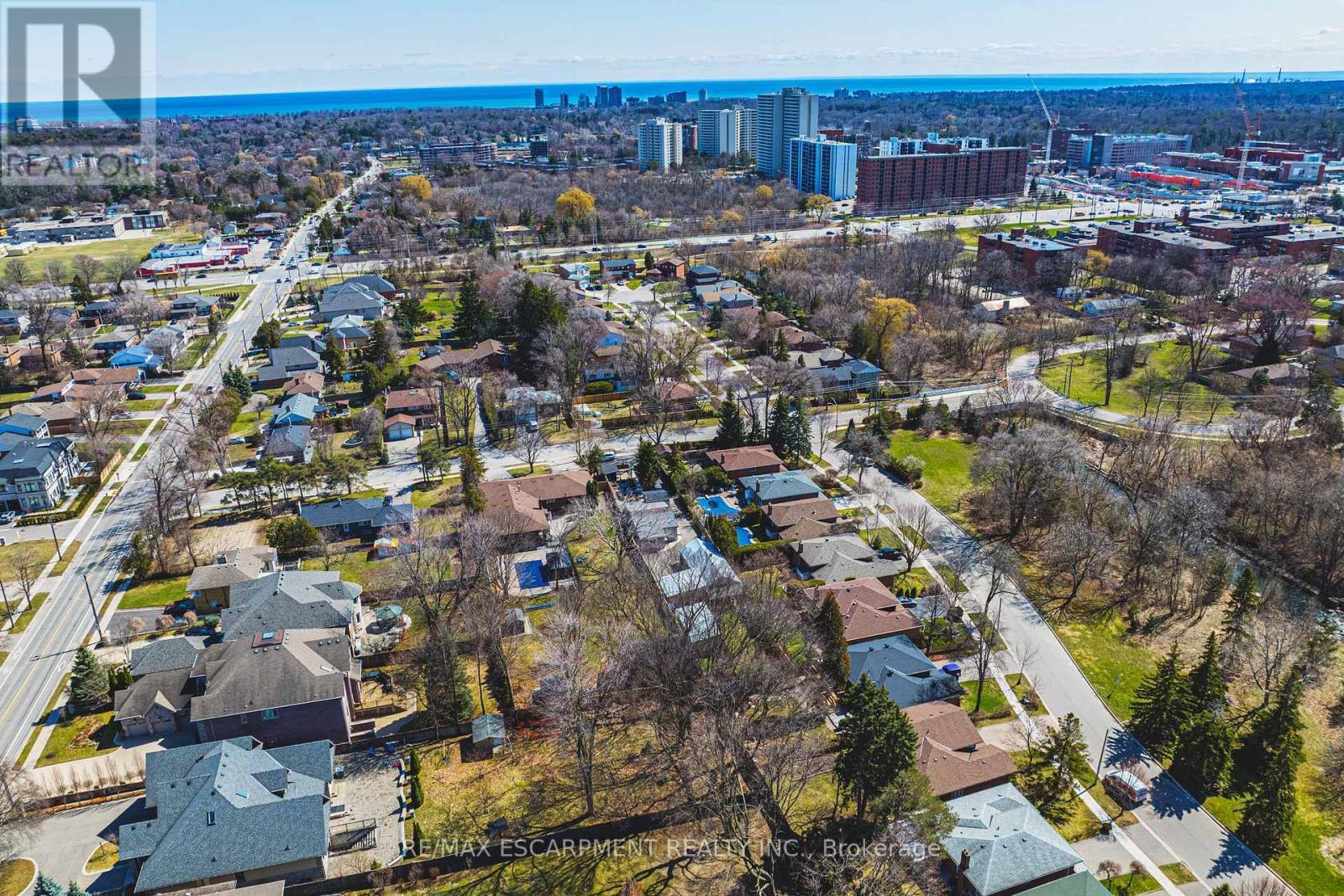 121 Paisley Boulevard E, Mississauga, ON - Outdoor With View