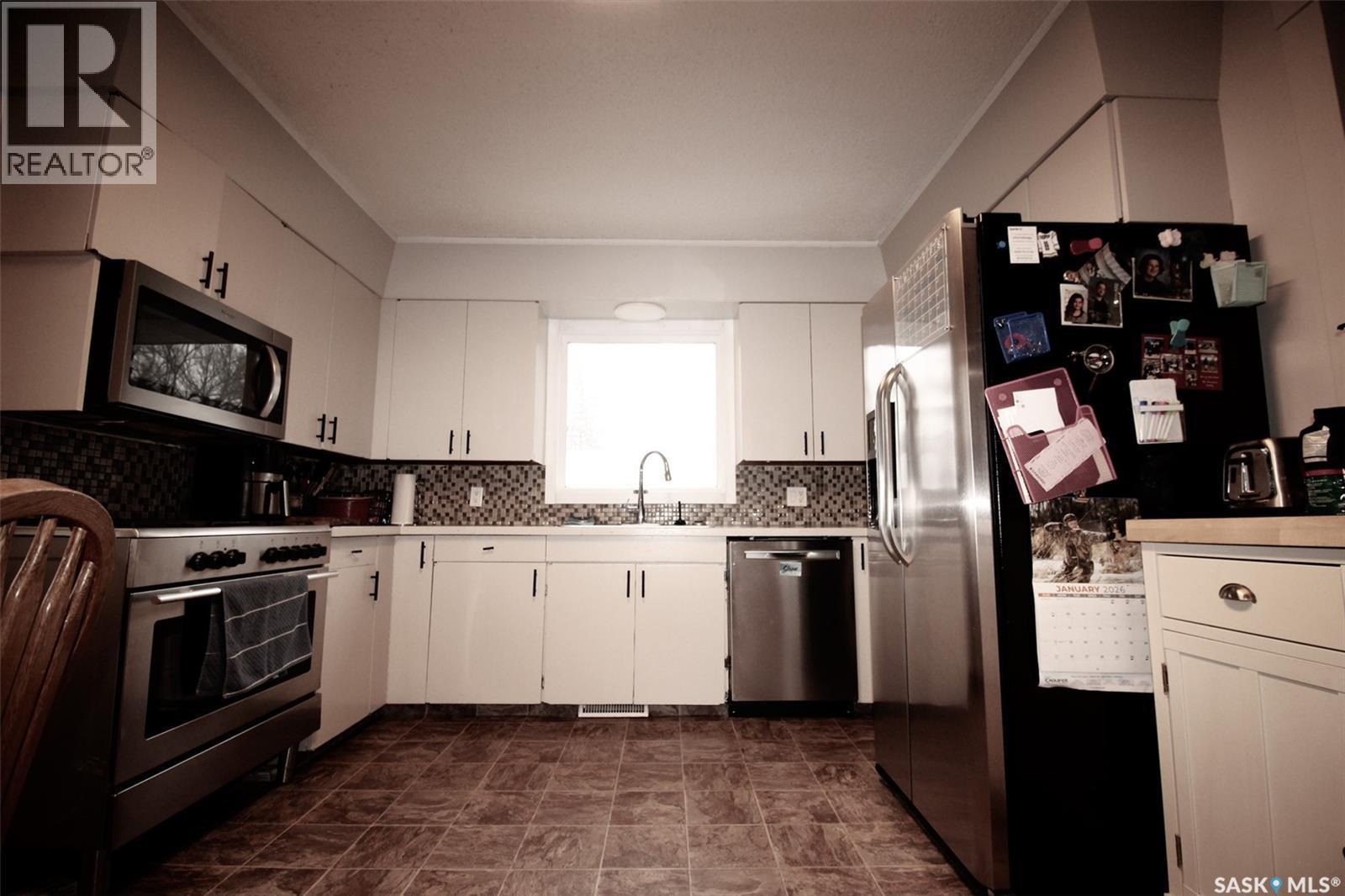 851 2Nd Street E, Shaunavon, SK