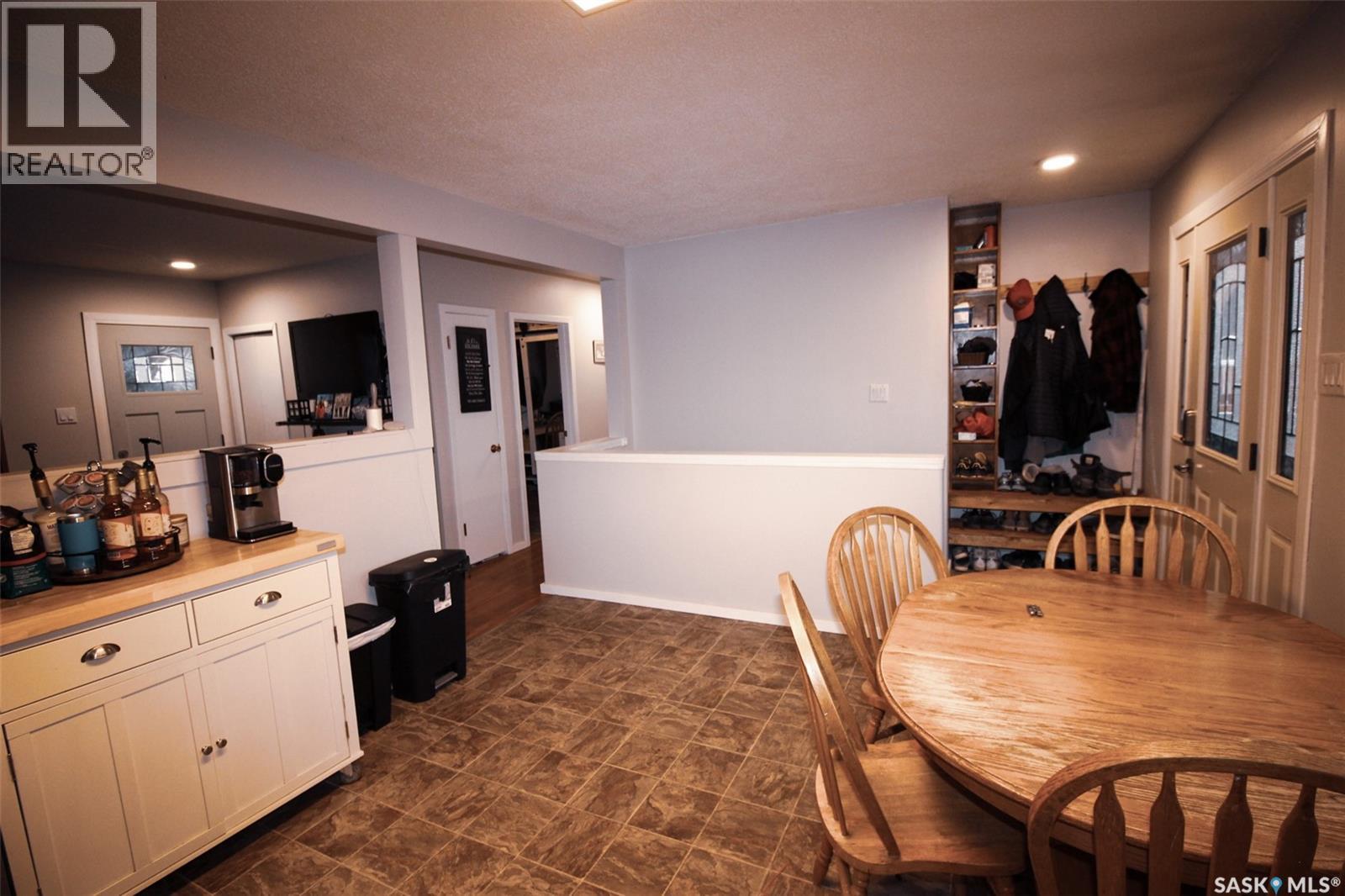 851 2Nd Street E, Shaunavon, SK