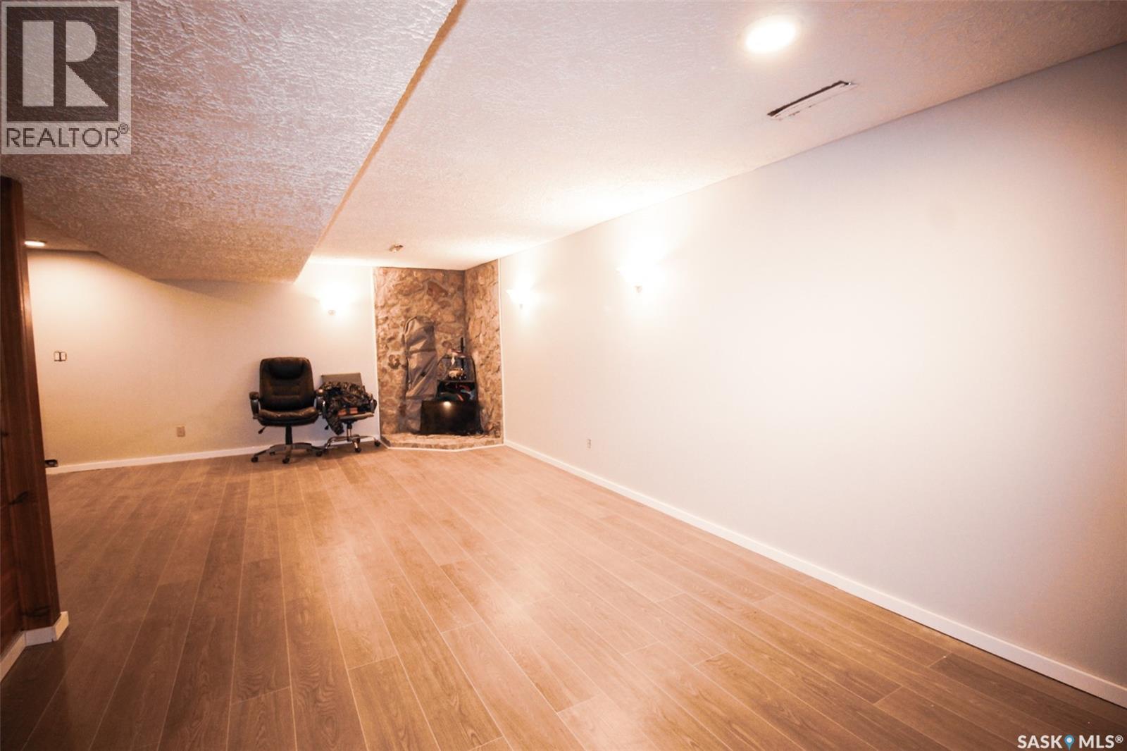 851 2Nd Street E, Shaunavon, SK
