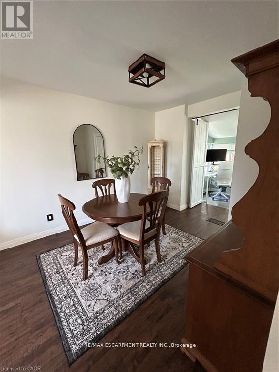 18 Flanders Avenue, St. Catharines, ON - Indoor Photo Showing Office