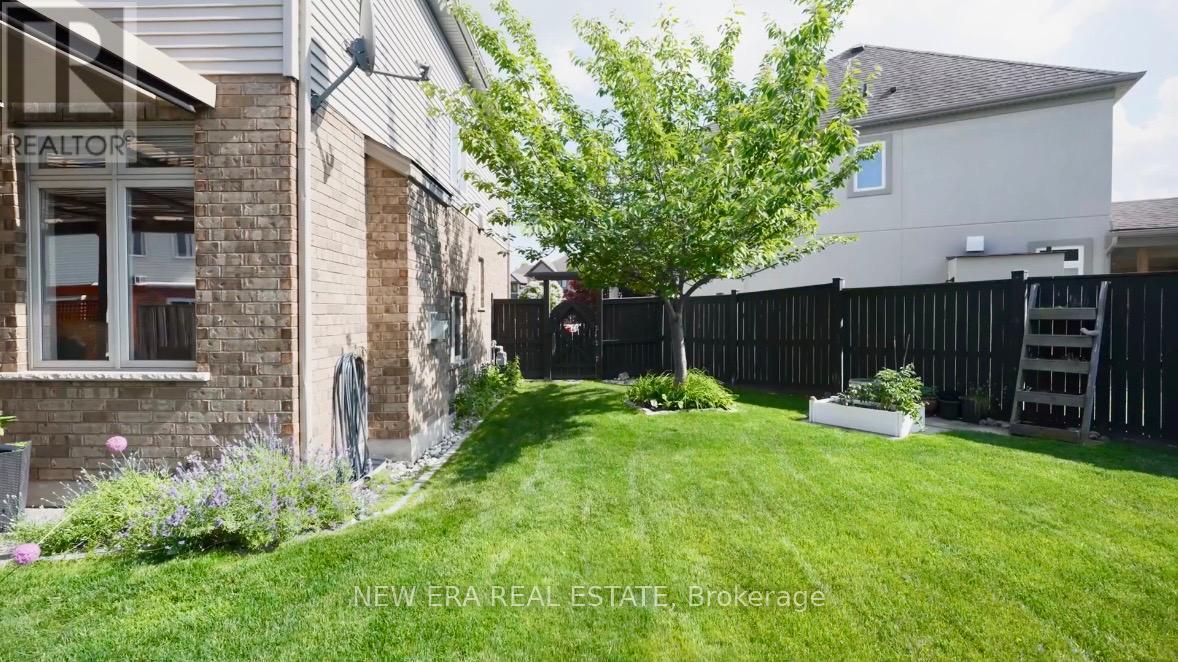 13 Alex Grant Place, St. Catharines, ON - Outdoor