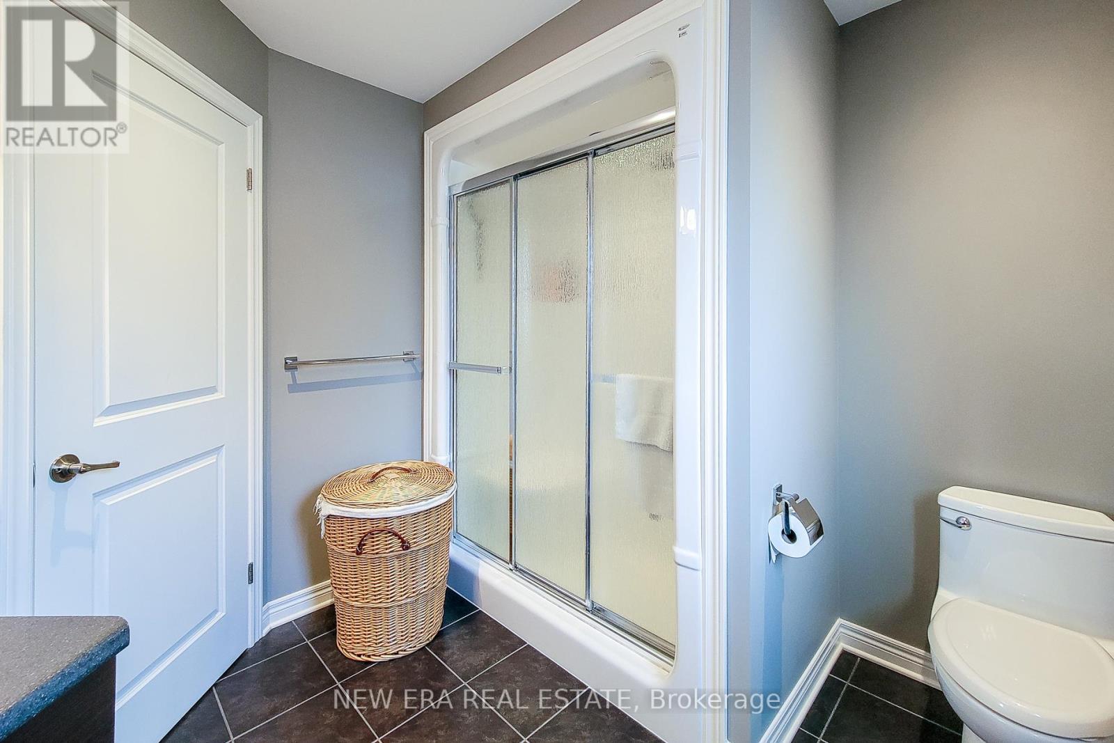 13 Alex Grant Place, St. Catharines, ON - Indoor Photo Showing Bathroom