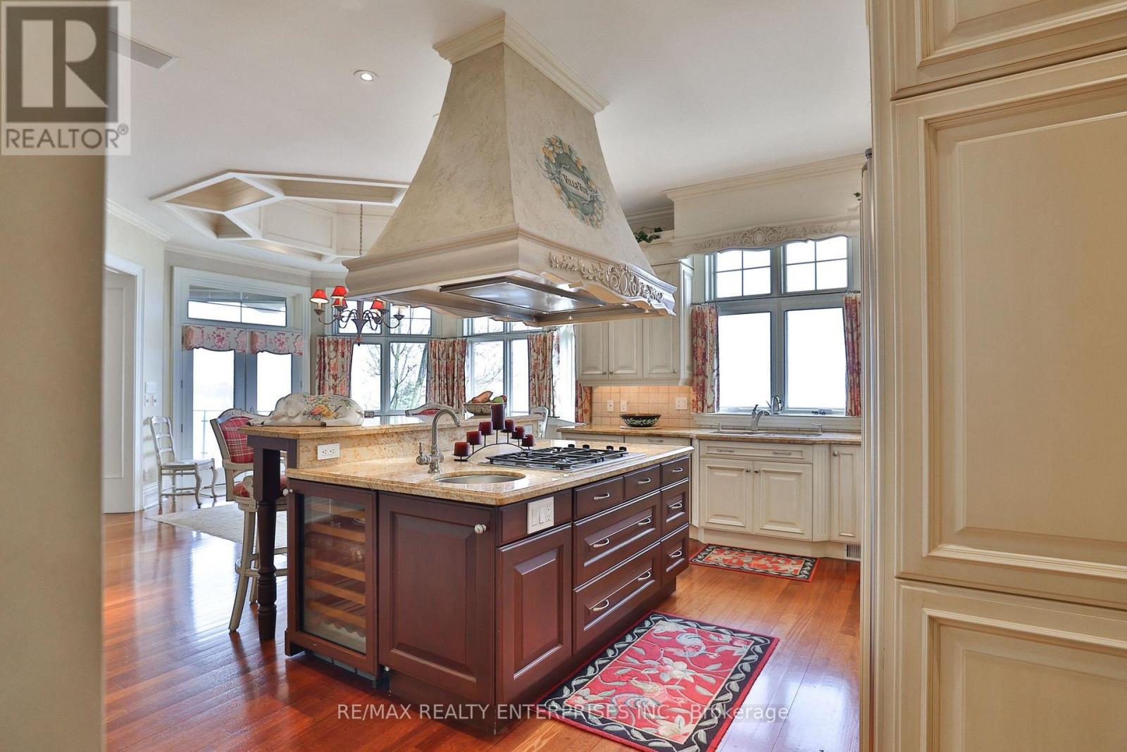 872 Whittier Crescent, Mississauga, ON - Indoor