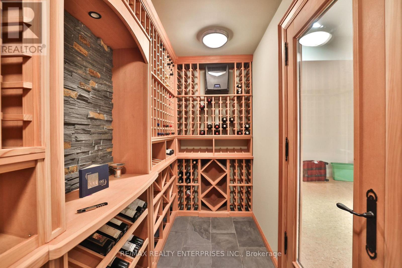 872 Whittier Crescent, Mississauga, ON - Indoor