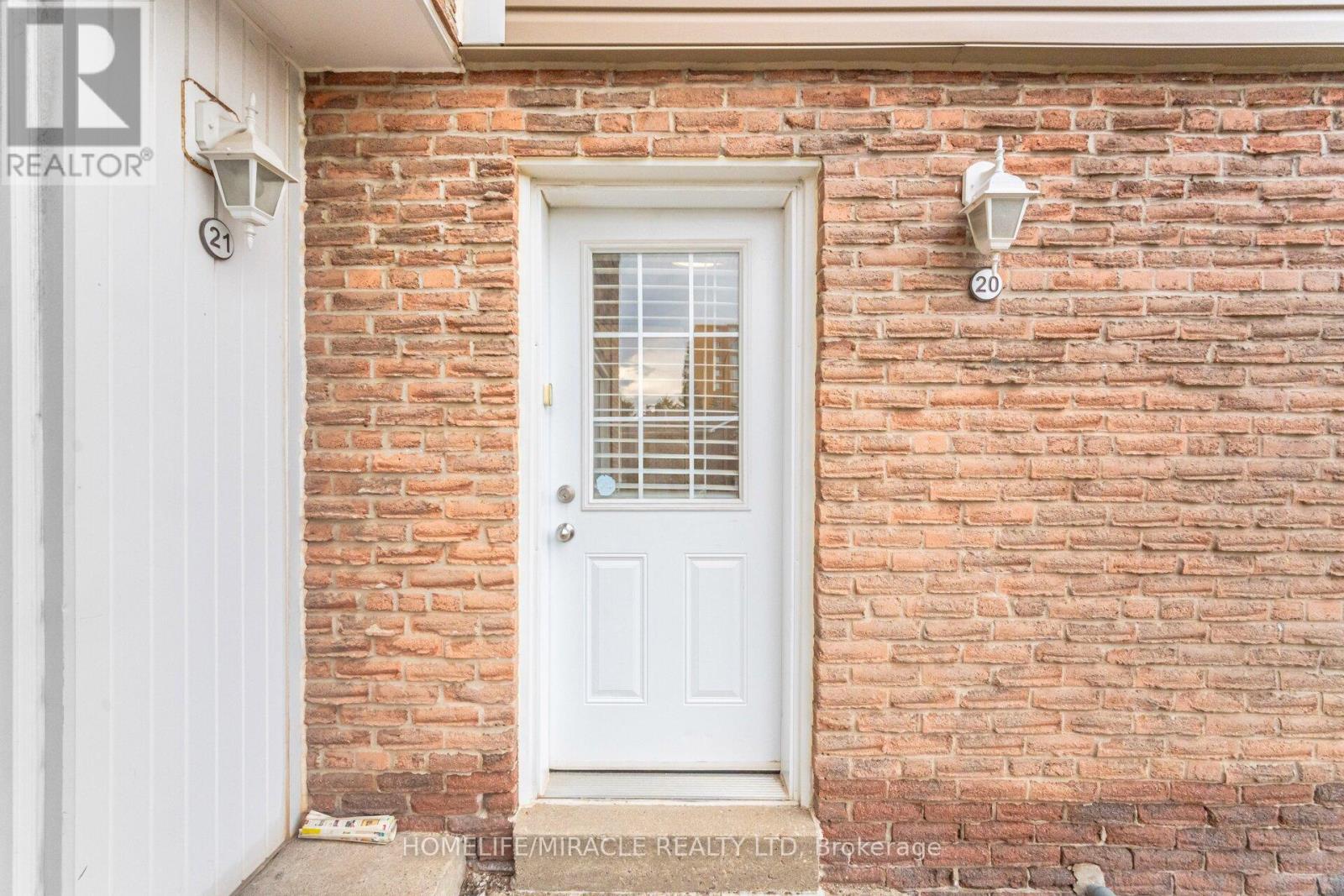 50 Westmount Road, Kitchener, ON - Outdoor With Exterior