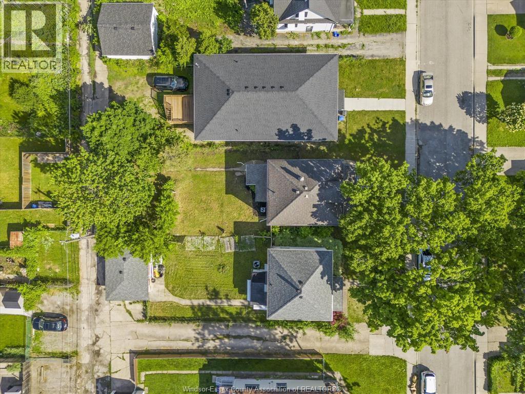 371 Curry, Windsor, ON - Outdoor With View