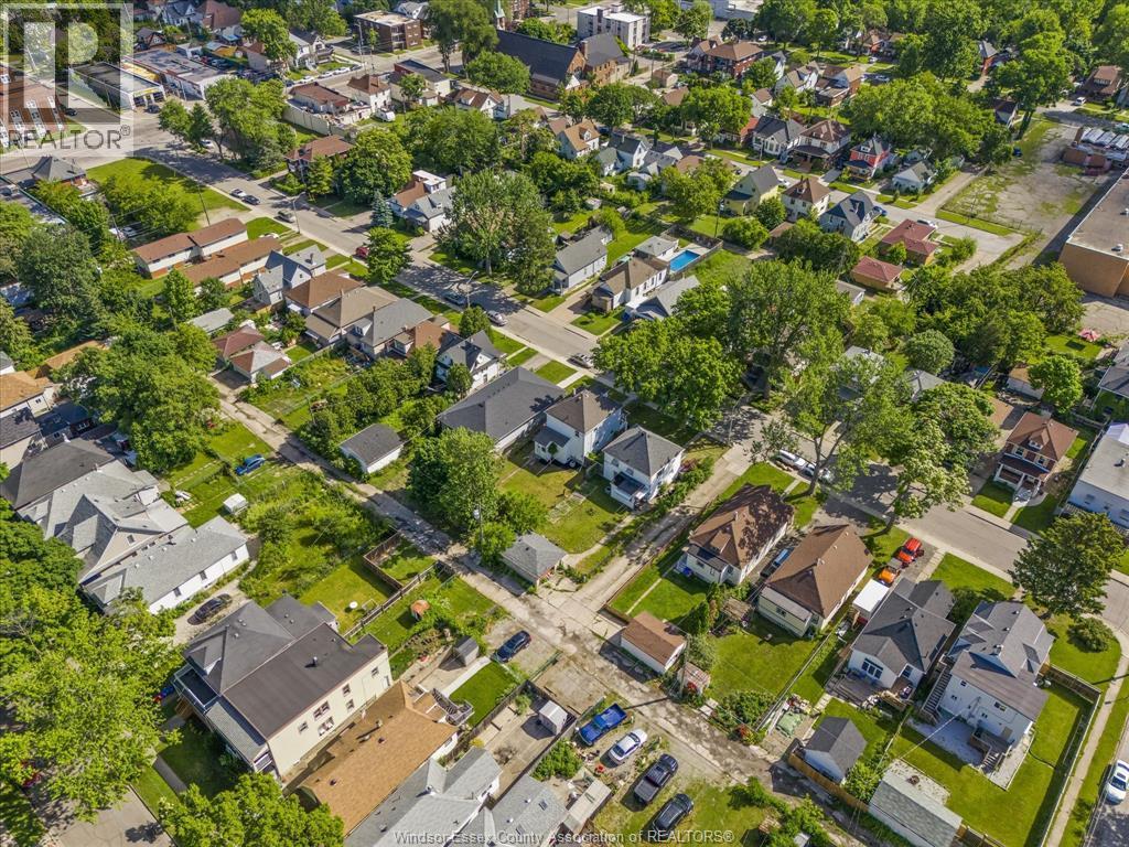 371 Curry, Windsor, ON - Outdoor With View