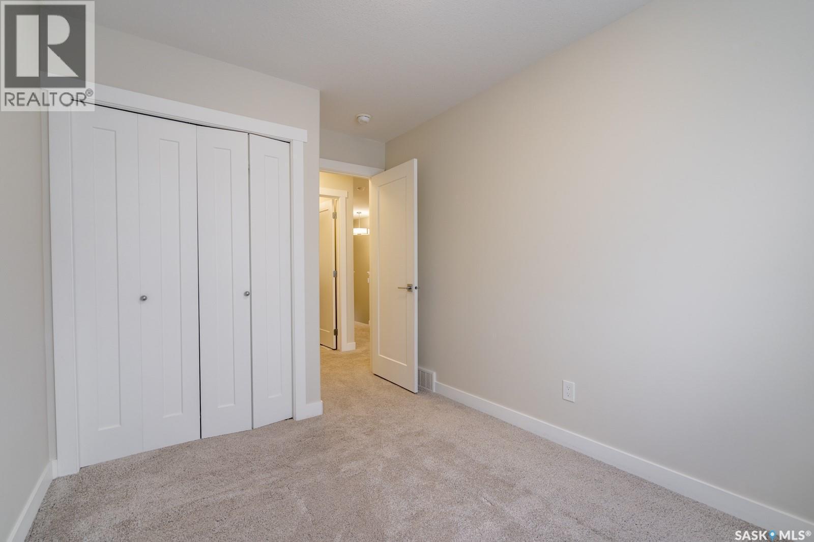 4624 Buckingham Drive E, Regina, SK - Indoor