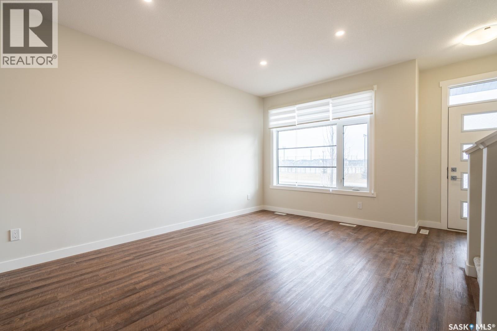 4624 Buckingham Drive E, Regina, SK - Indoor Photo Showing Other Room