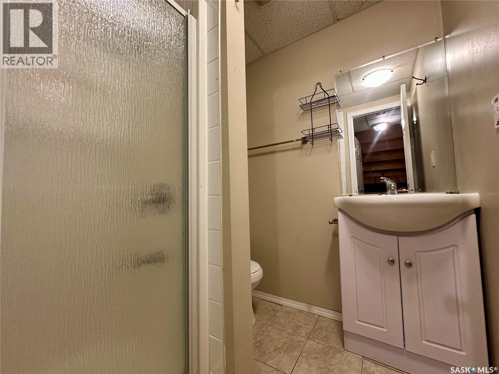 38 103 Banyan Crescent, Saskatoon, SK - Indoor Photo Showing Bathroom