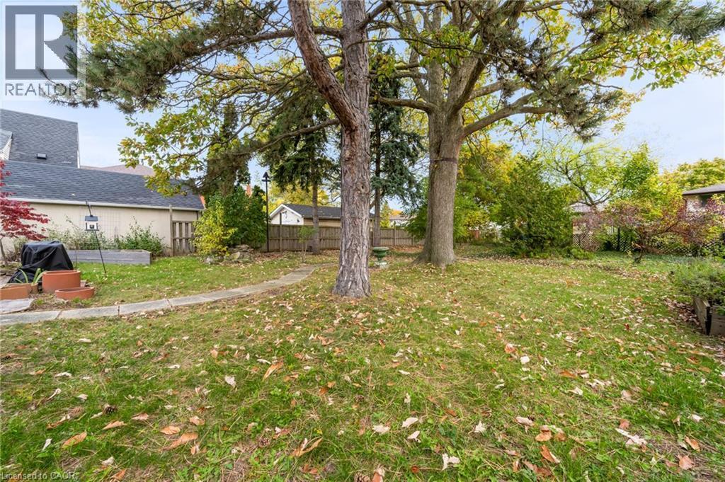 18 Flanders Avenue, St. Catharines, ON - Outdoor