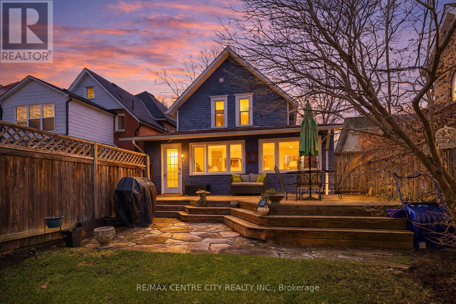 12 Rosebery Place, St. Thomas, ON - Outdoor With Deck Patio Veranda