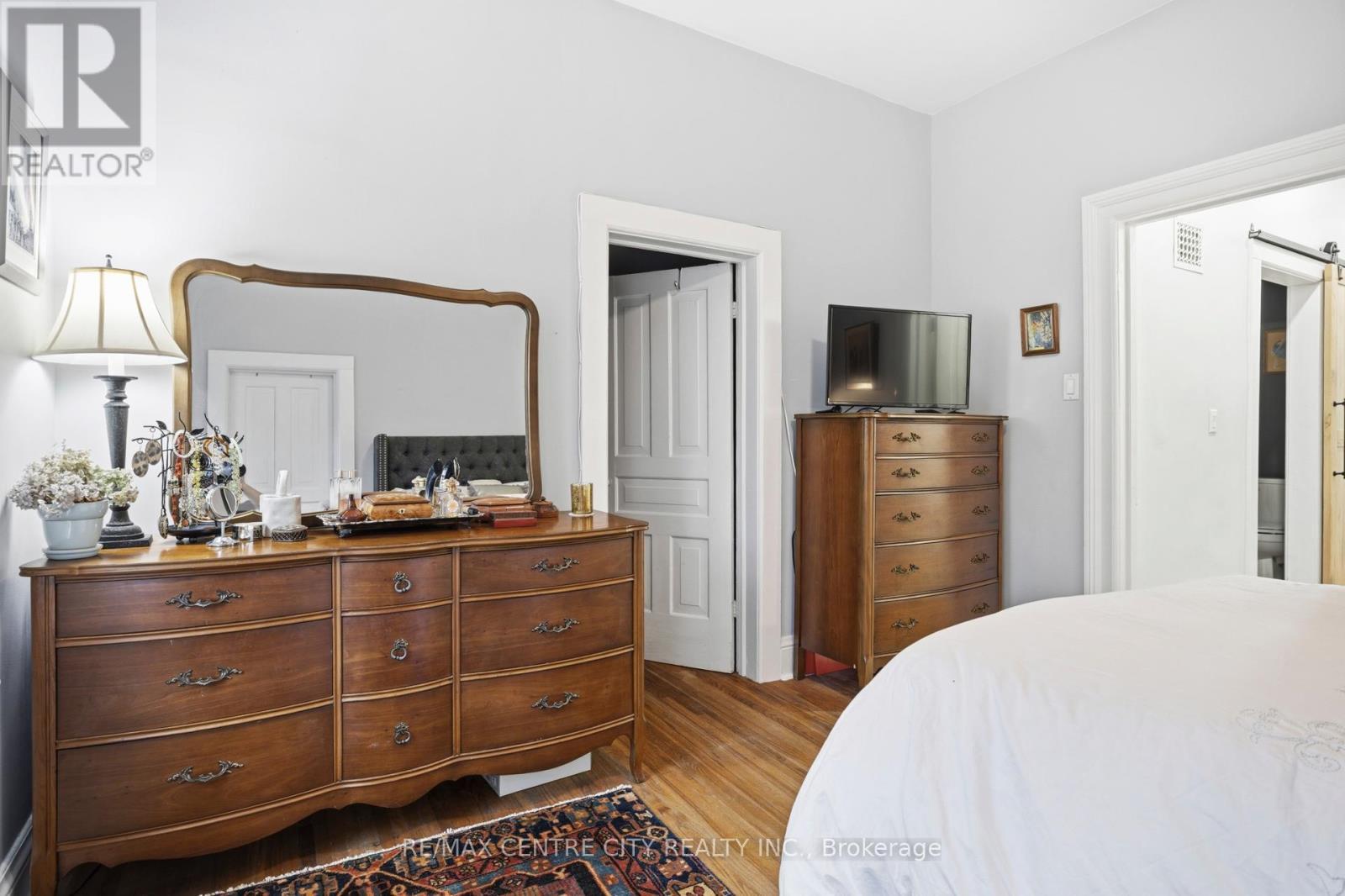 12 Rosebery Place, St. Thomas, ON - Indoor Photo Showing Bedroom