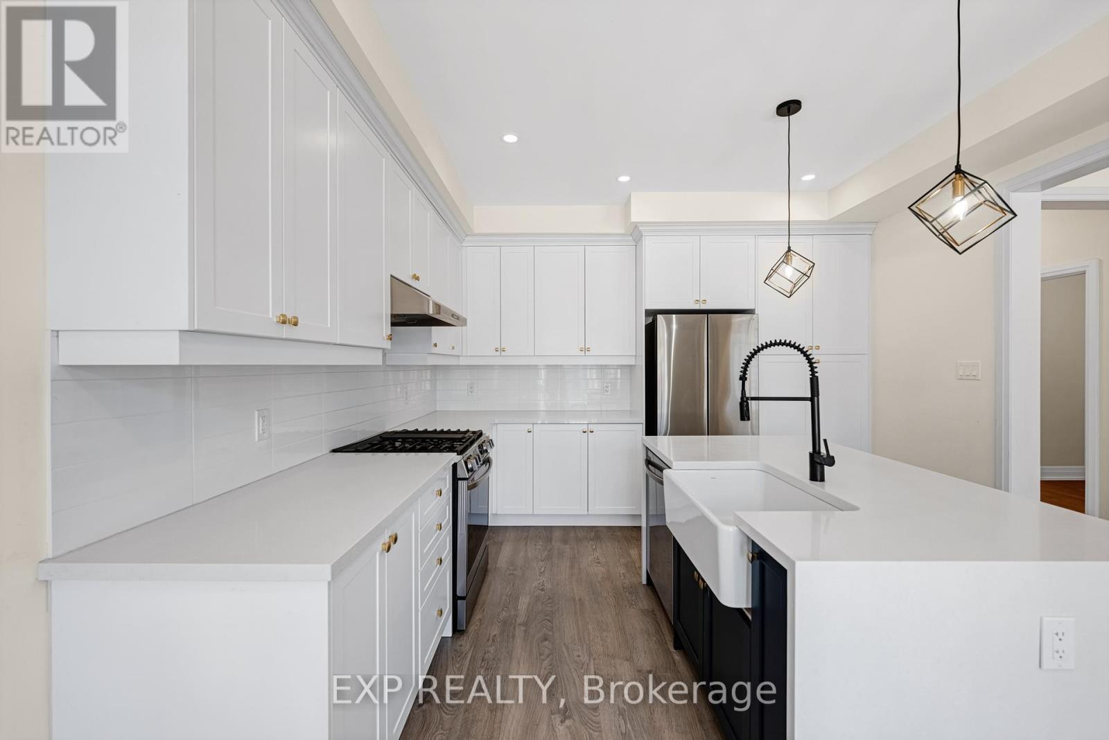 20 Daffodil Road, Springwater, ON